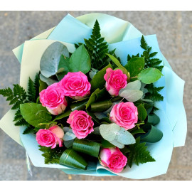 Buchet 7 Trandafiri intens BR2